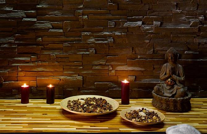 MOODs Boutique hotel | Prague | Book directly via our website to receive 10% discount on all massages and bar items!